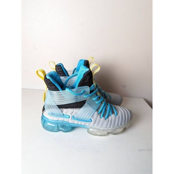 VITIKE Kid's Non-Slip High-Top Basketball Shoes Size 1 - Picture 3 of 9